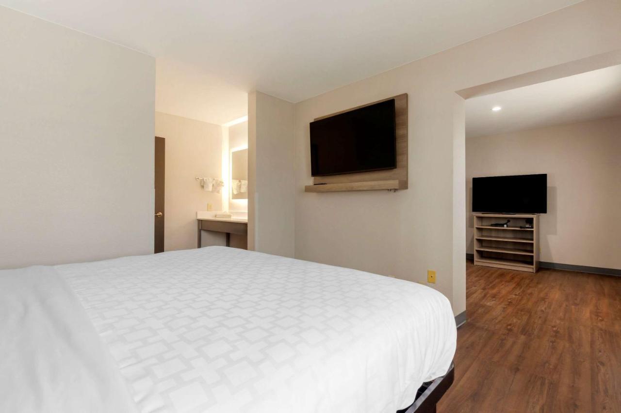Clarion Pointe Hotell Tomah Exteriör bild