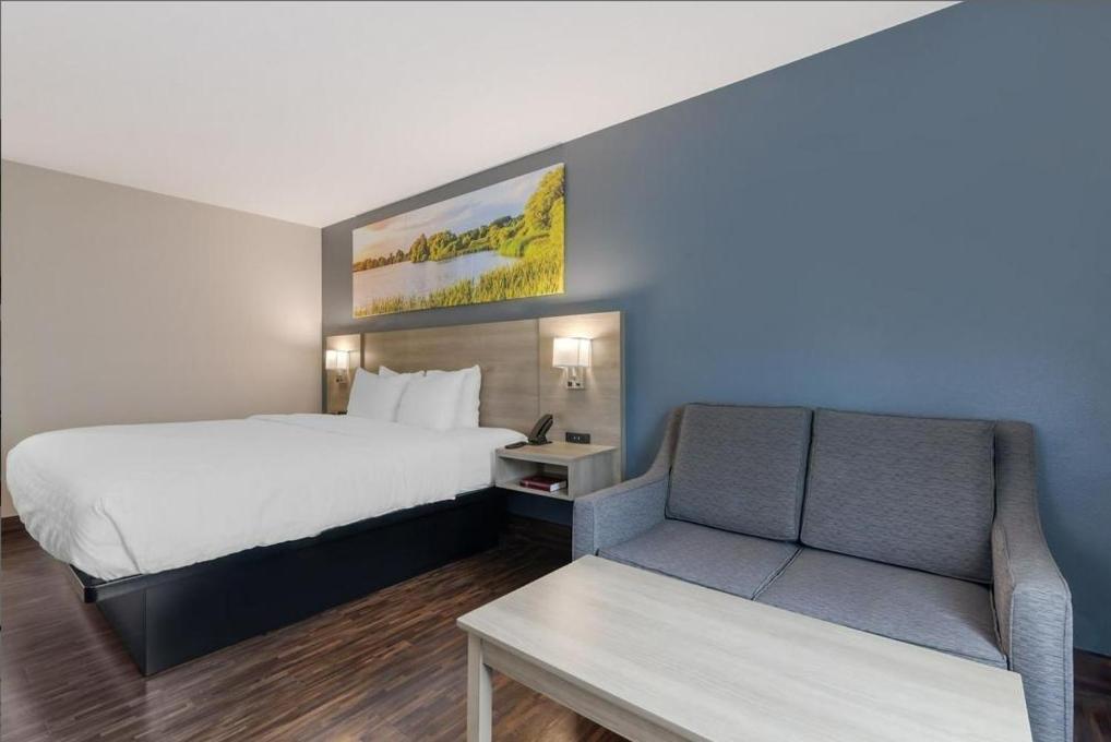 Clarion Pointe Hotell Tomah Exteriör bild